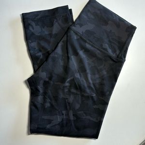 Lululemon wunder train crop 23”